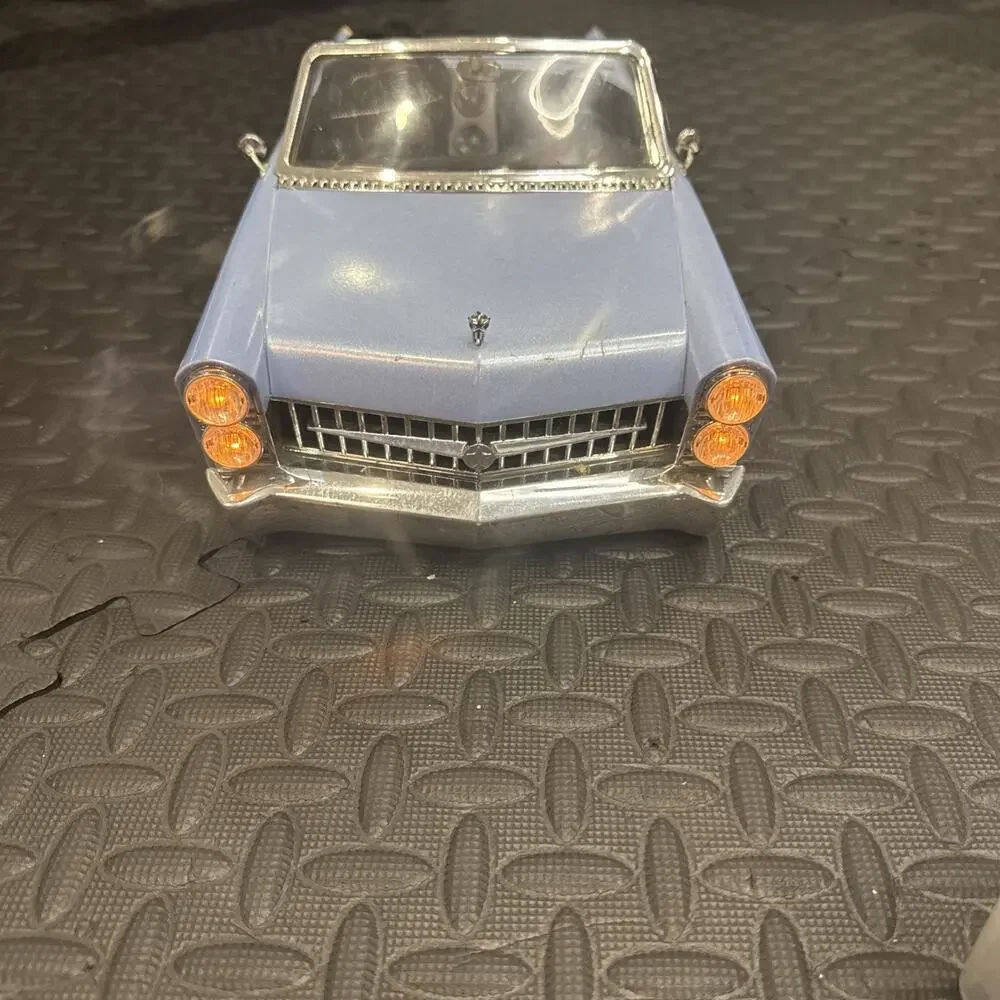 Vintage 2002 Bratz Car Powder Blue Cadillac Cruiser Lights And Horn Work *